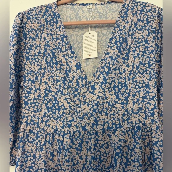 Maxi dress NWT - Picture 3 of 3